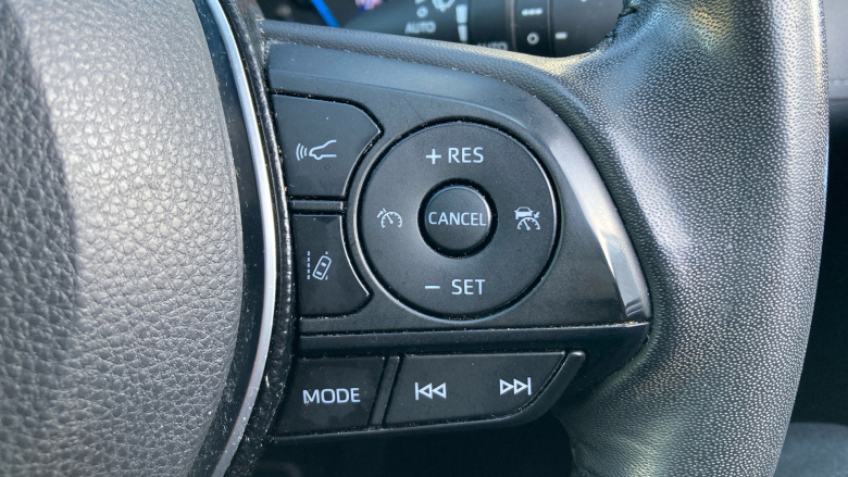 Toyota RAV4 2.5 VVT-i Hybrid Design 5dr CVT 2WD Hybrid Estate